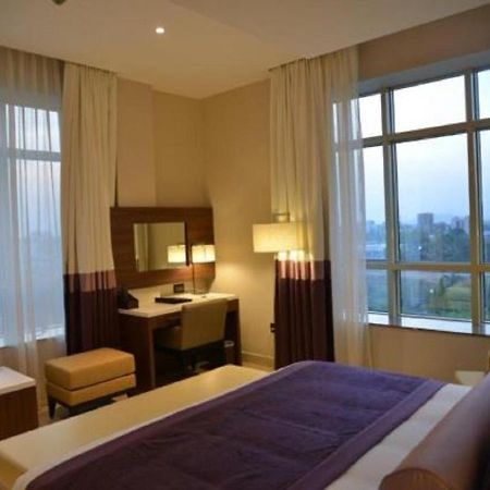 The Envoy Hotel Abuja Buitenkant foto