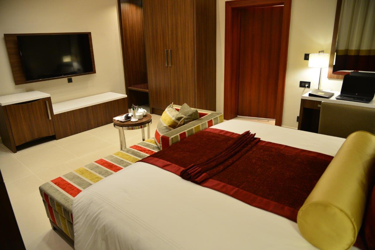 The Envoy Hotel Abuja Buitenkant foto