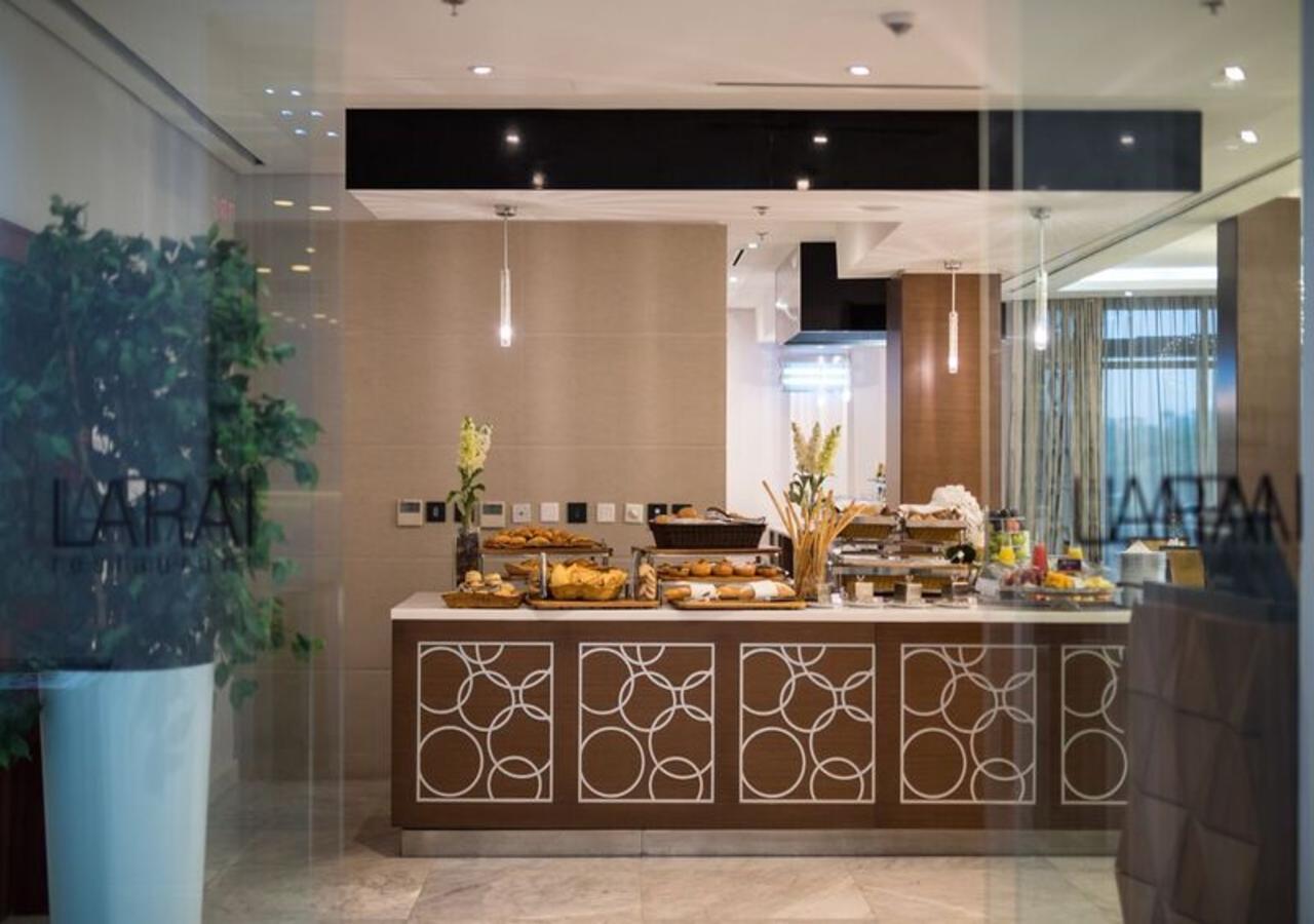 The Envoy Hotel Abuja Buitenkant foto