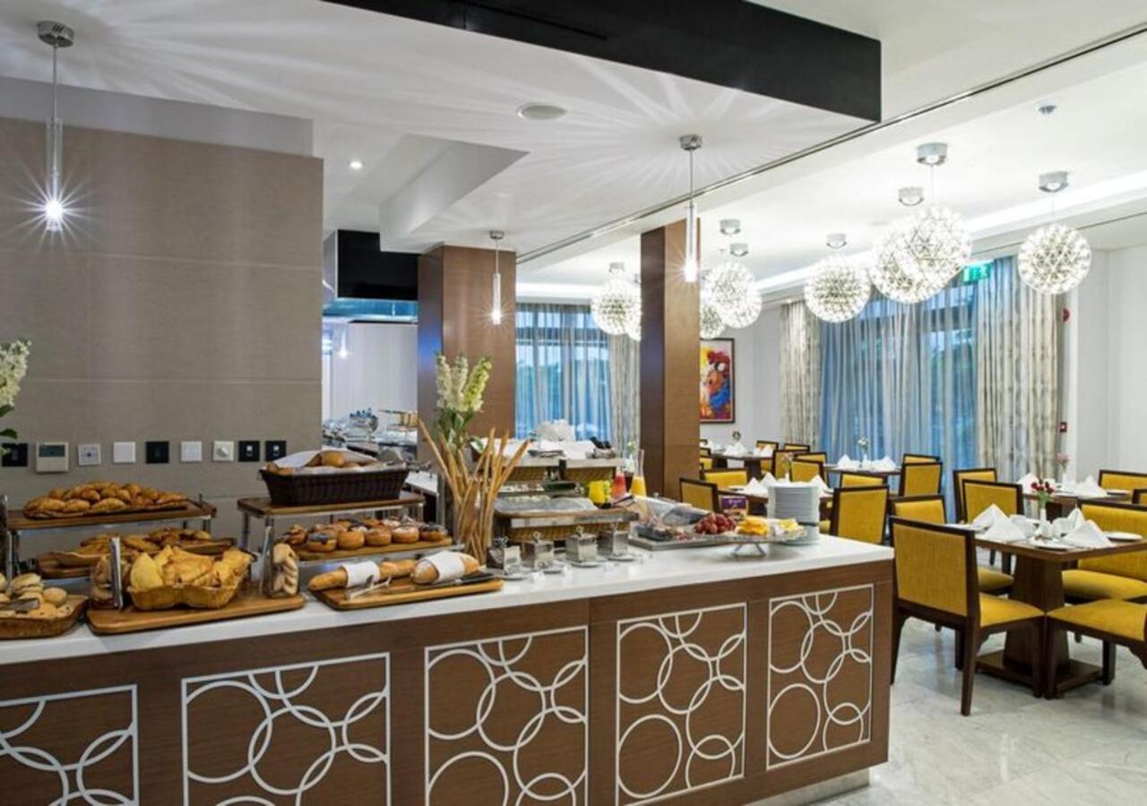 The Envoy Hotel Abuja Buitenkant foto