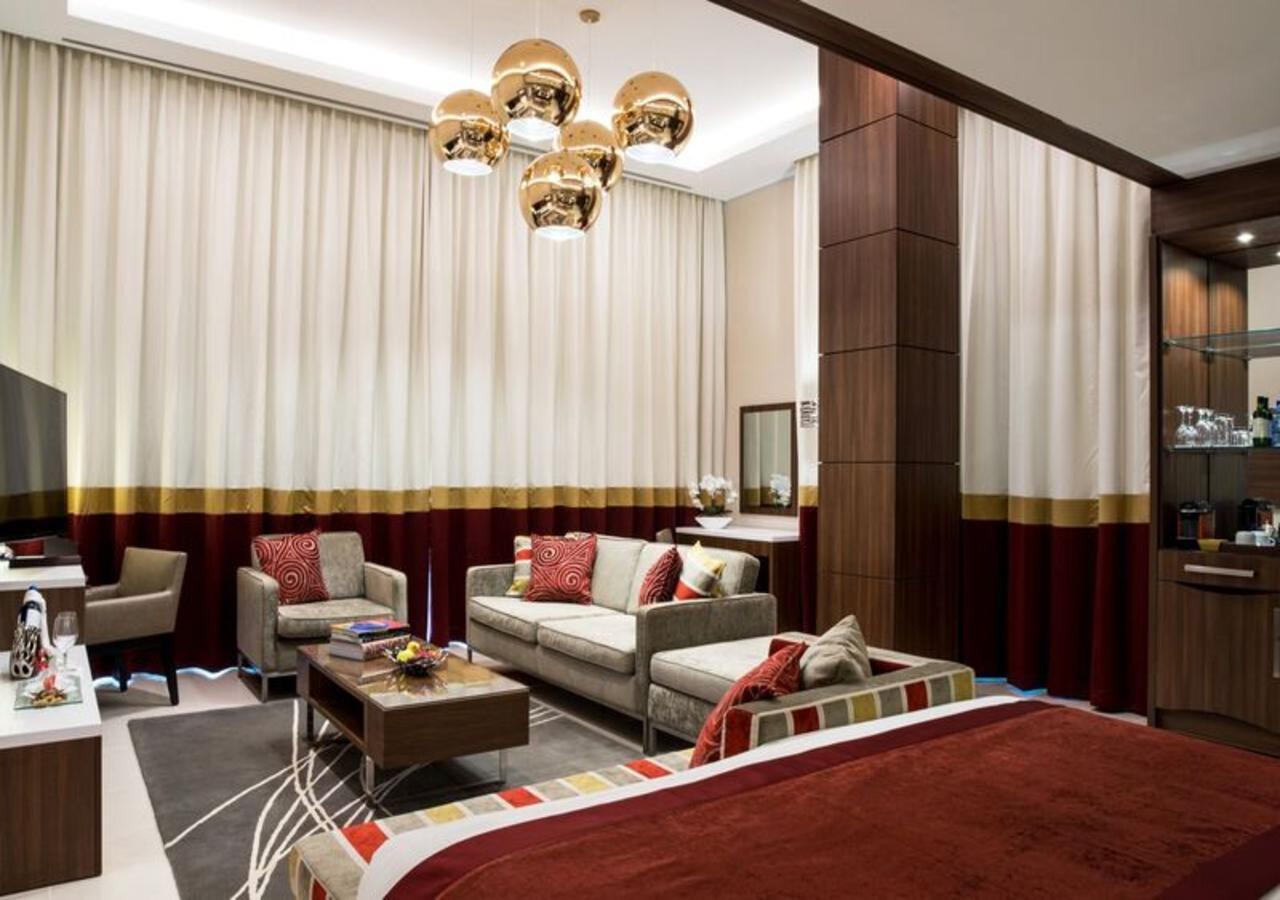 The Envoy Hotel Abuja Buitenkant foto