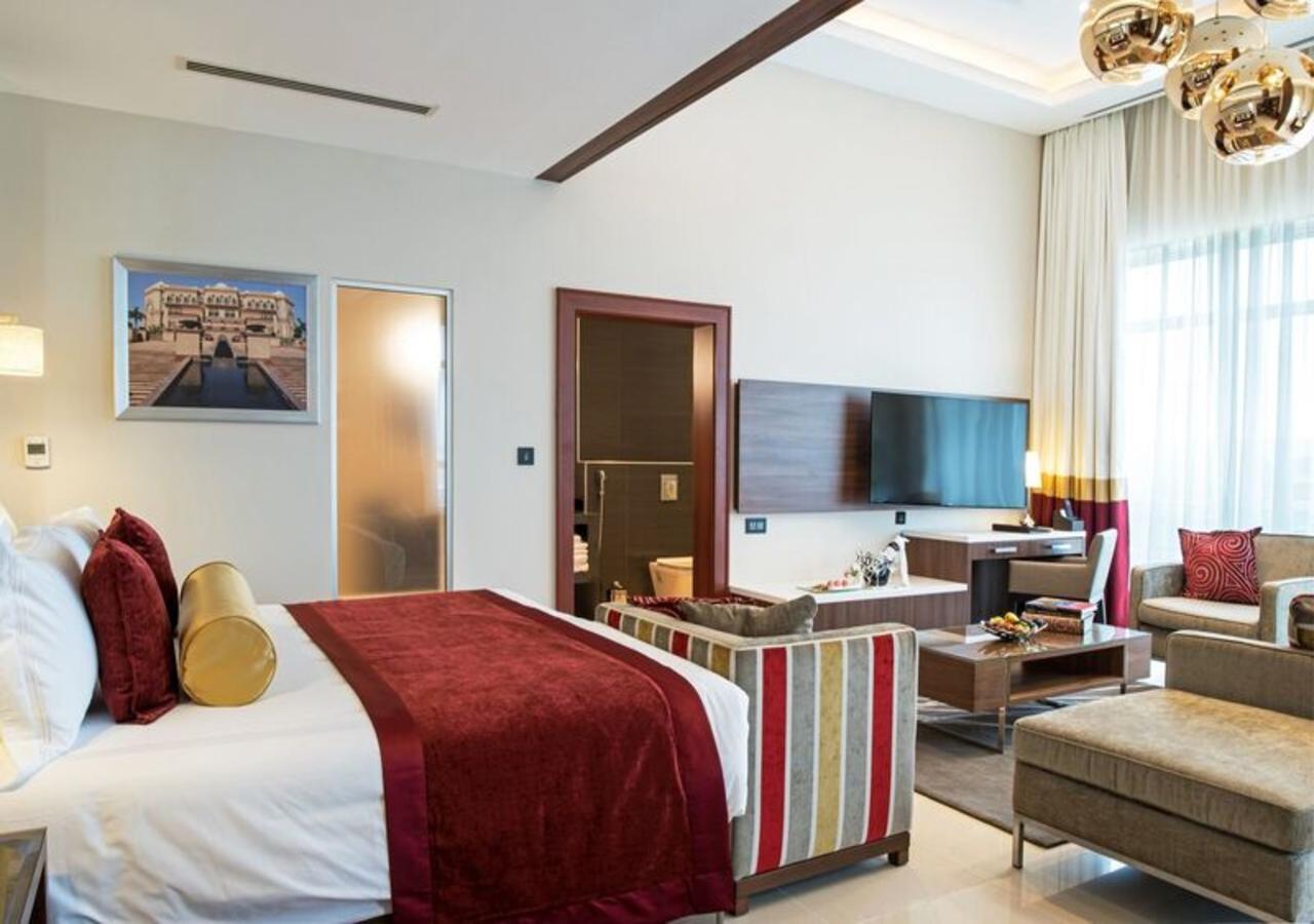 The Envoy Hotel Abuja Buitenkant foto