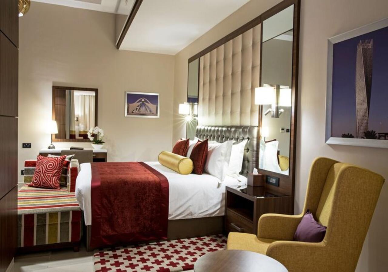 The Envoy Hotel Abuja Buitenkant foto
