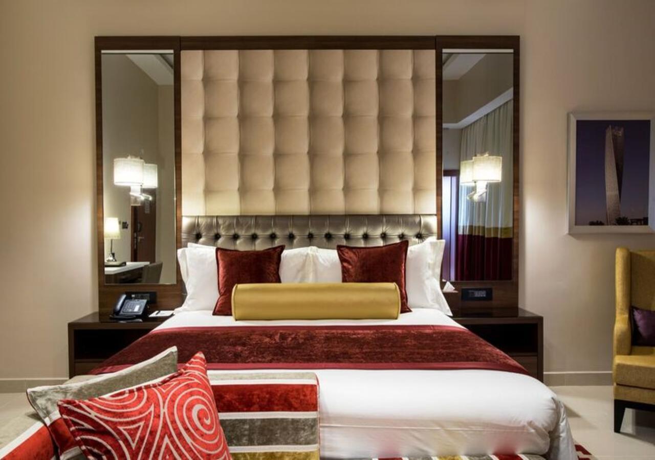 The Envoy Hotel Abuja Buitenkant foto